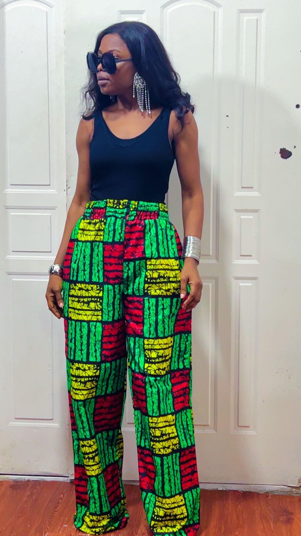 UEE(TWO PANT AND A TOP BUNDLE)