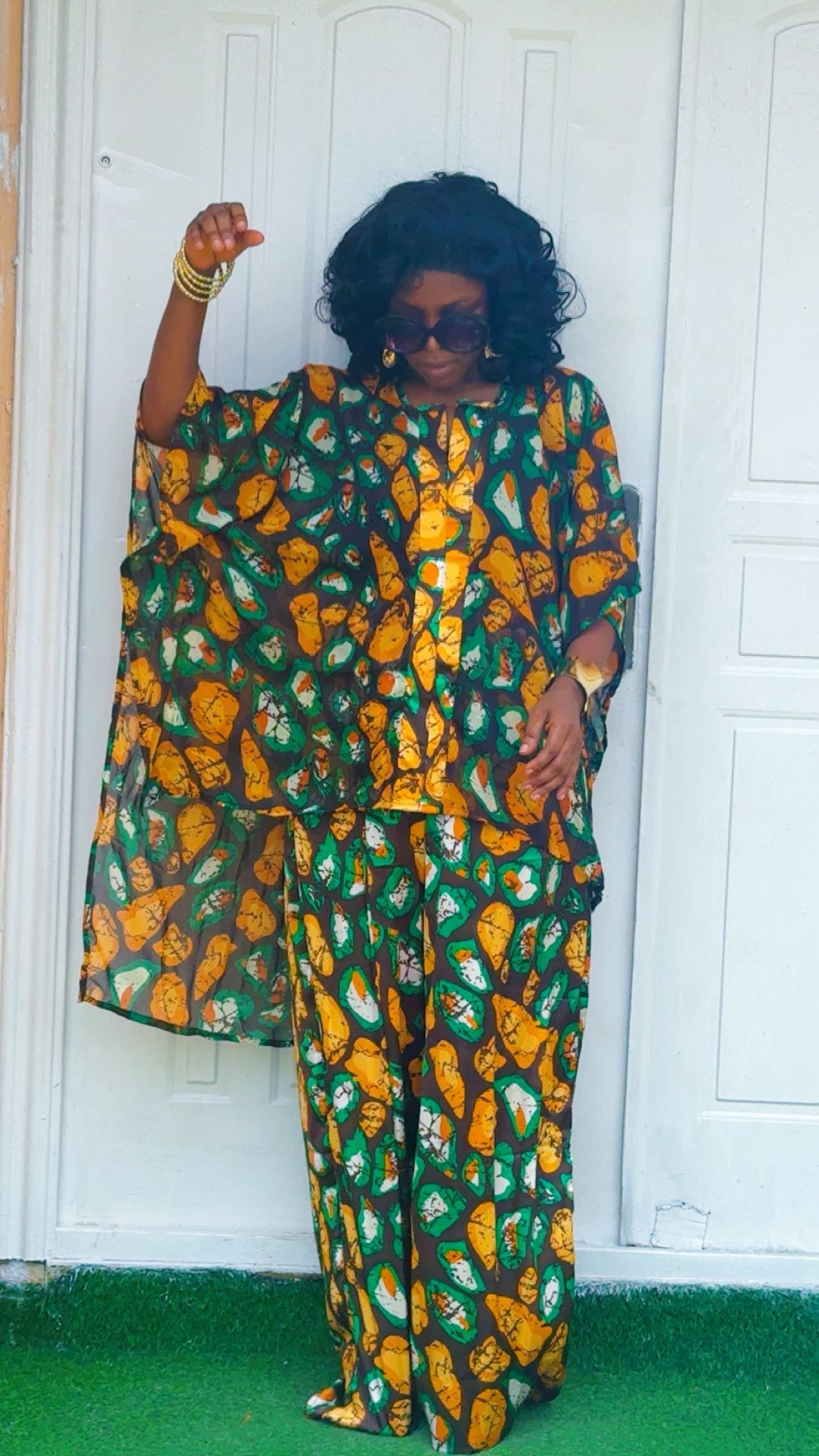 I18J(SILK AND CHIFFON)