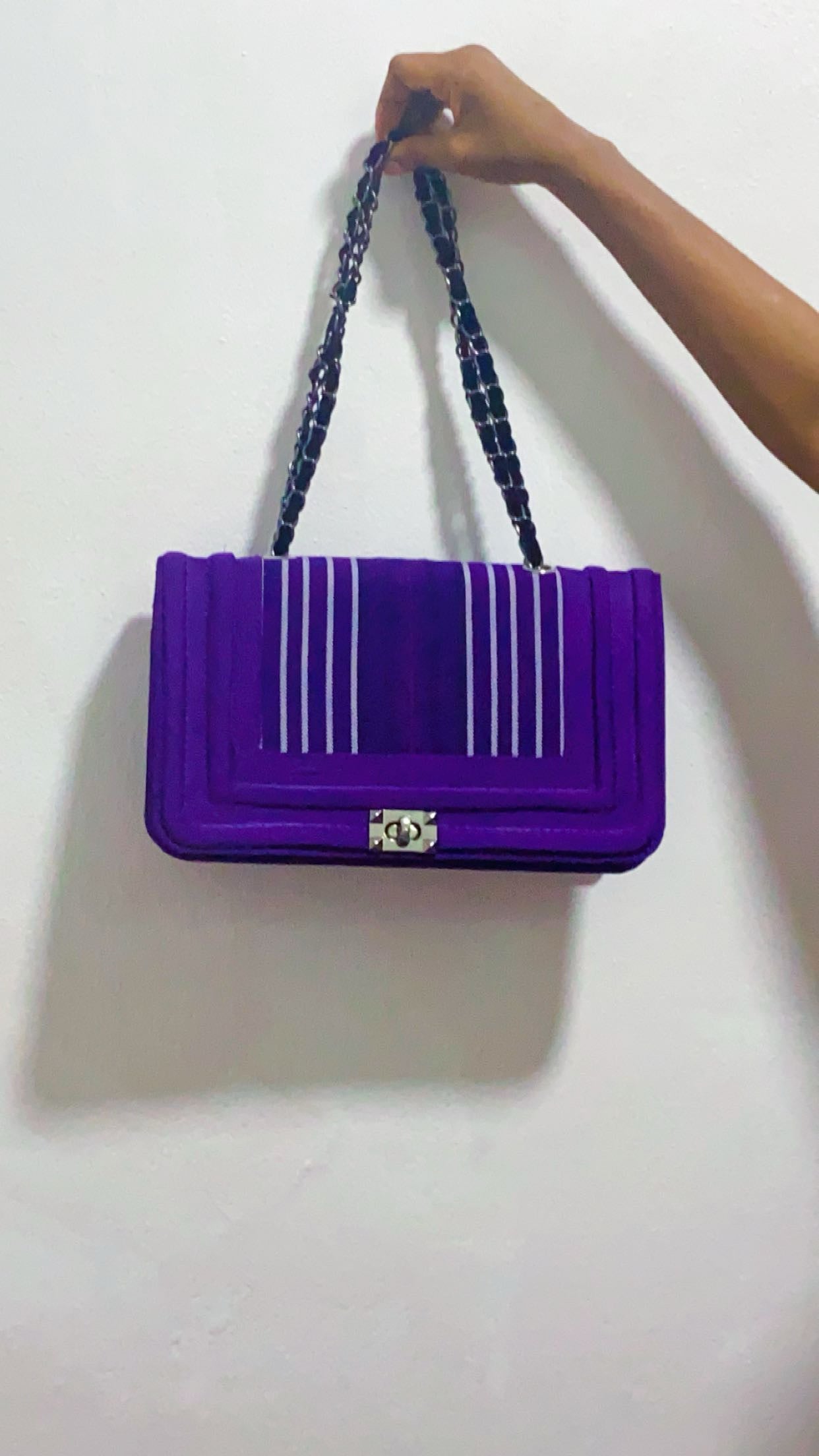 5V